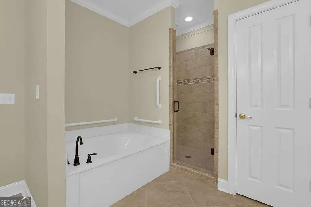 3003 Sterling CT Roswell, GA 30075