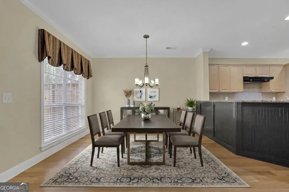 3003 Sterling CT Roswell, GA 30075