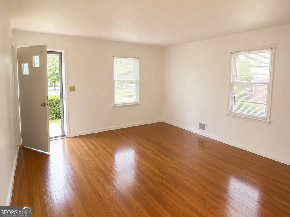 3543 Meadowview CT Rex, GA 30273