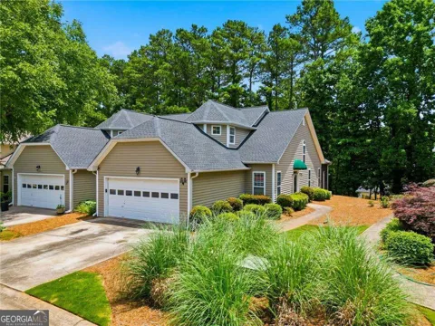 3530 Deep Cove DR