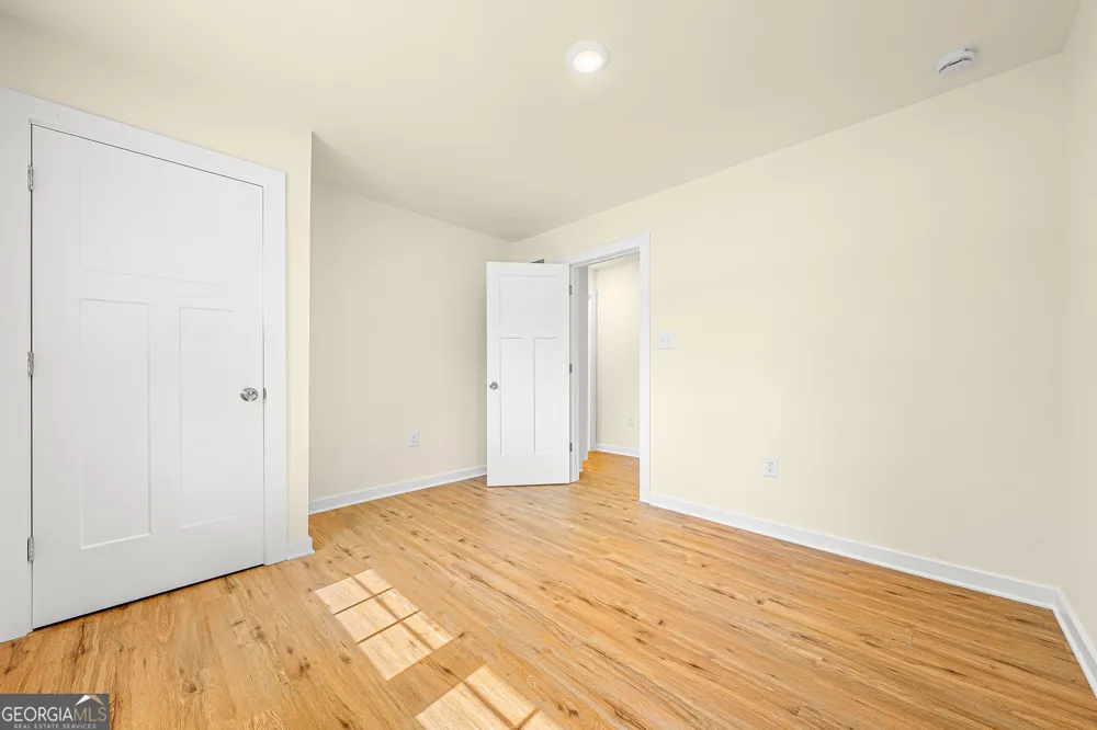 16 Elm ST Hartwell, GA 30643