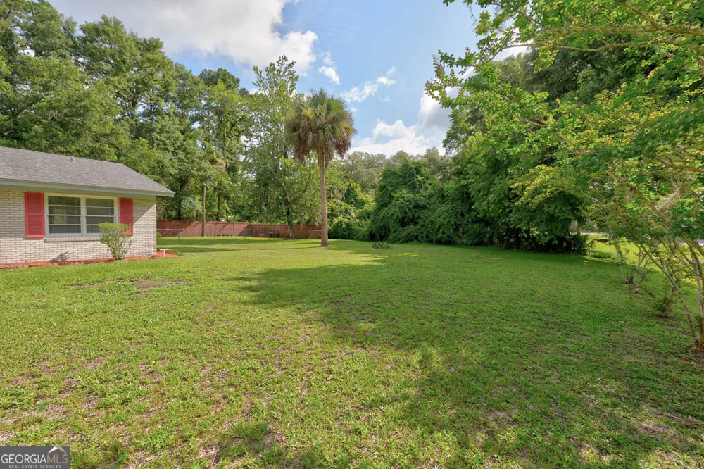 173 FISH HALL RD Brunswick, GA 31523