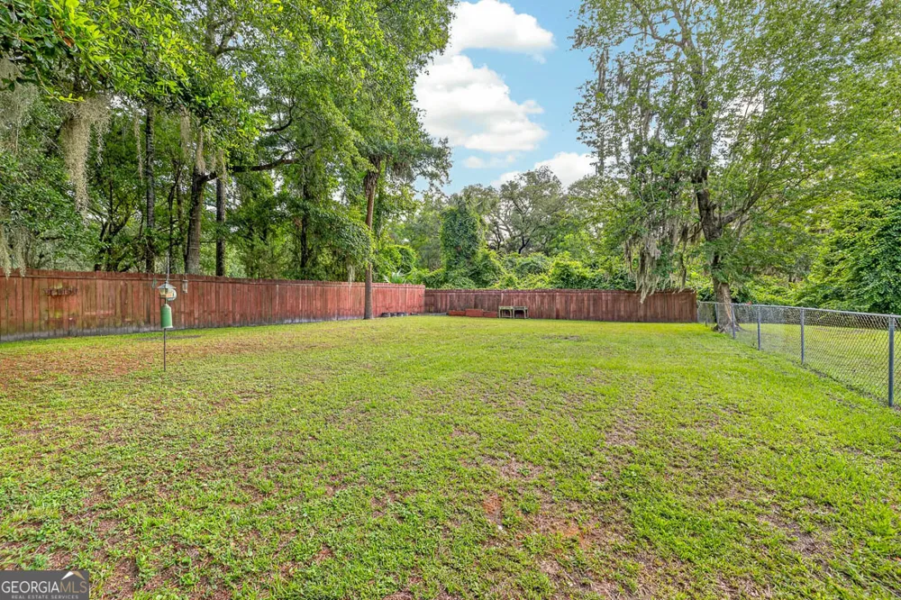 173 FISH HALL RD Brunswick, GA 31523