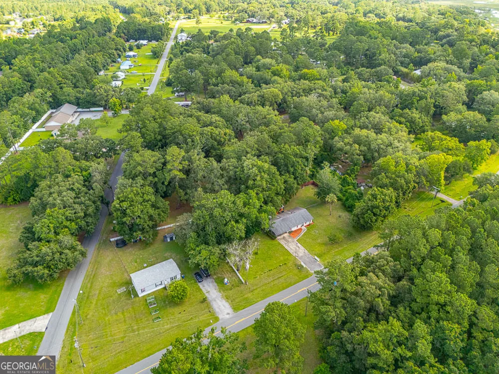 173 FISH HALL RD Brunswick, GA 31523