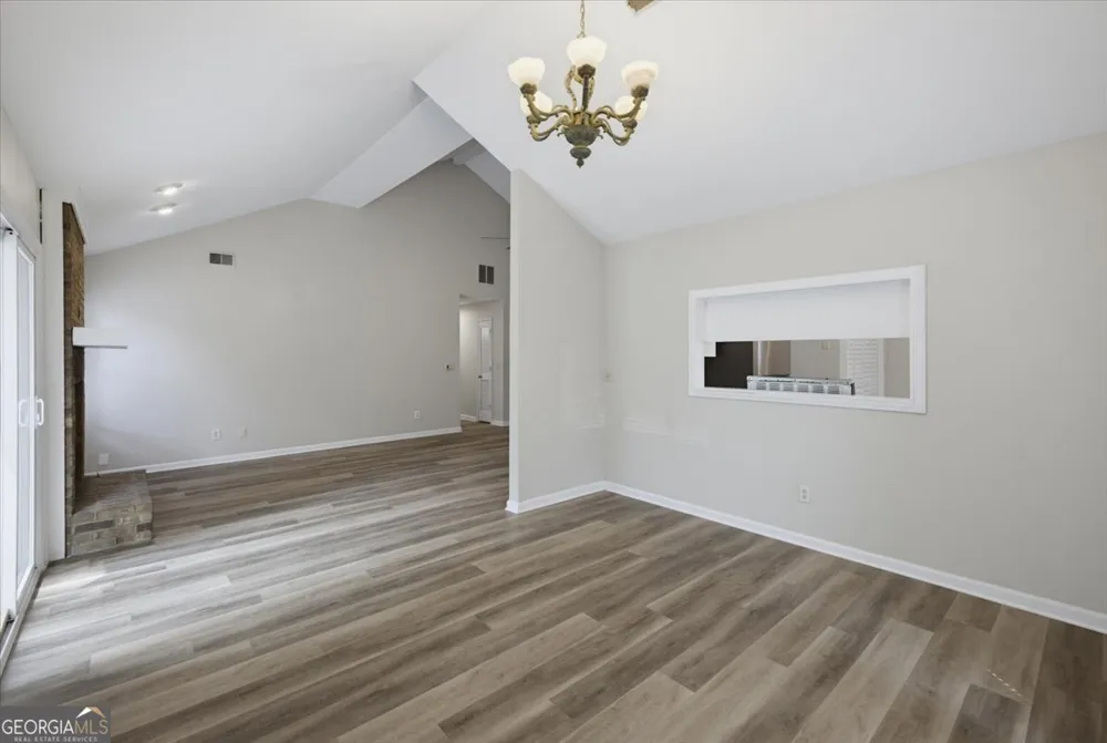 120 Softwood CIR Roswell, GA 30076