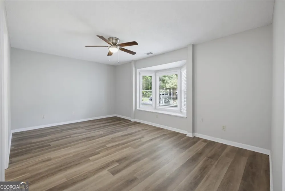 120 Softwood CIR Roswell, GA 30076