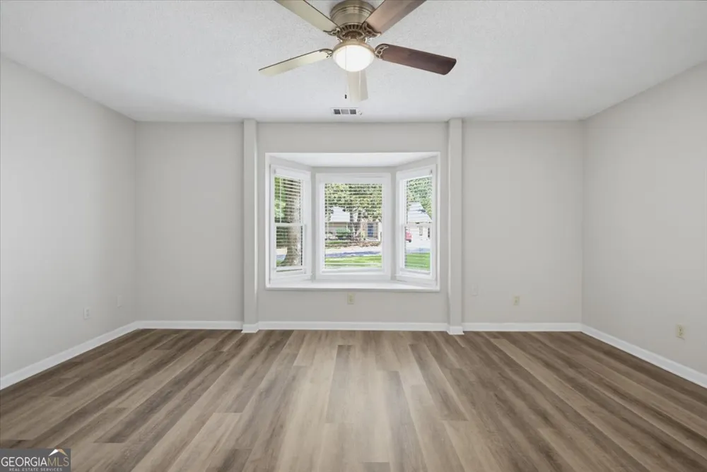 120 Softwood CIR Roswell, GA 30076