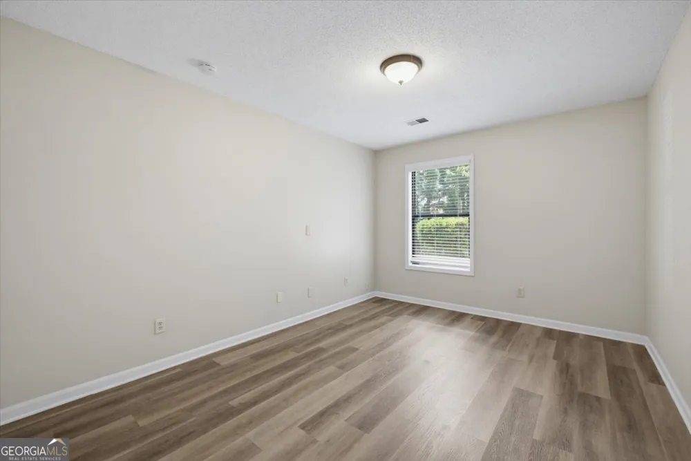 120 Softwood CIR Roswell, GA 30076