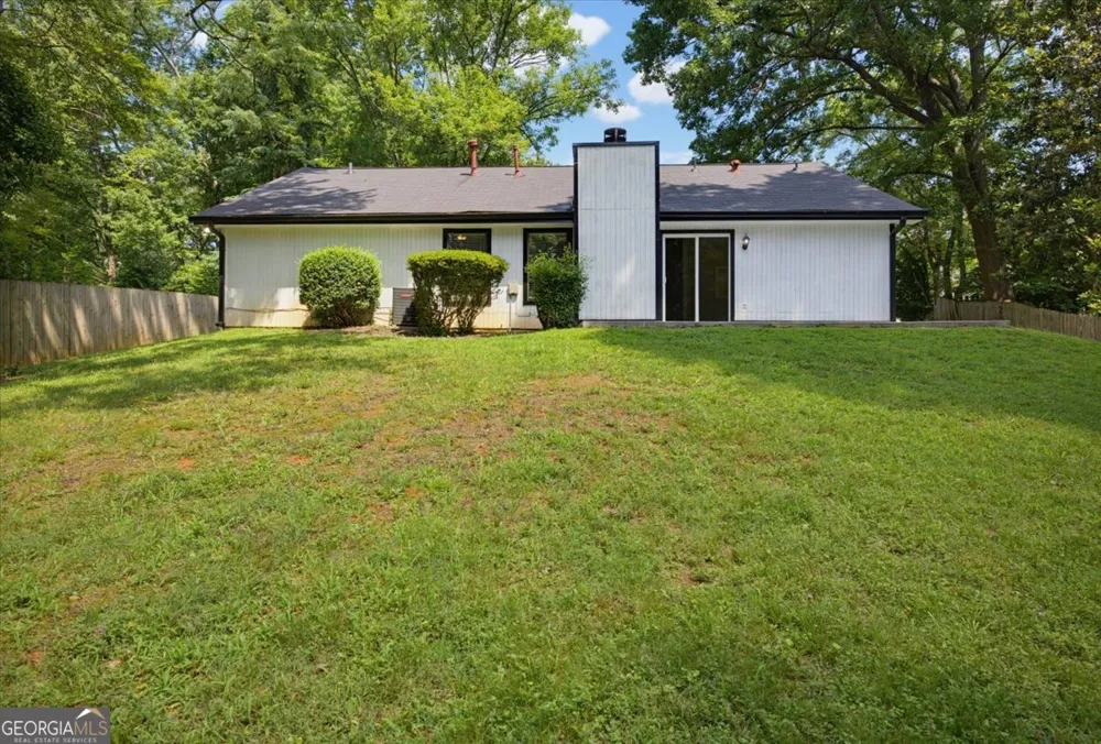 120 Softwood CIR Roswell, GA 30076