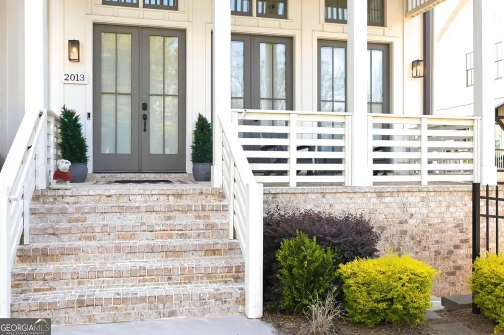 2013 Parkstead LN Milton, GA 30004