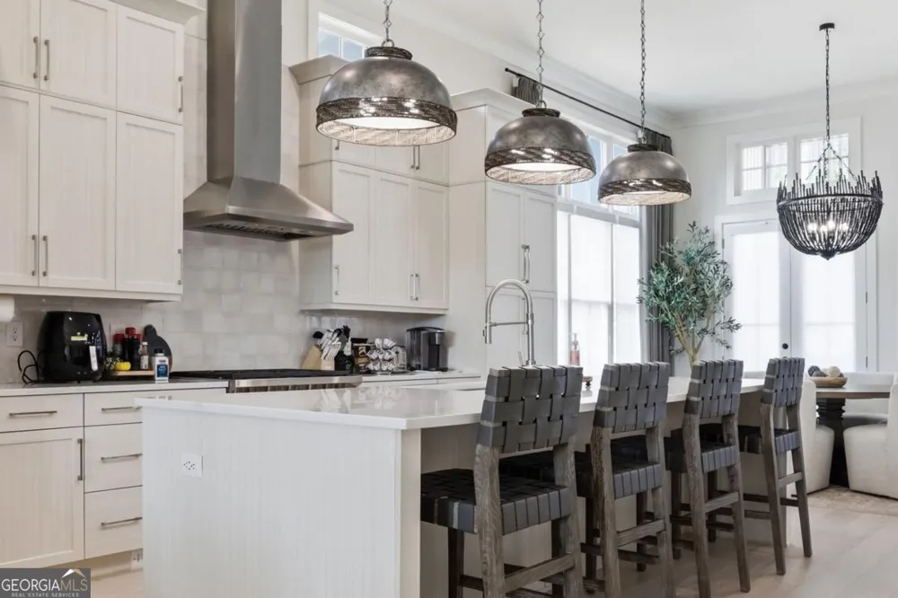 2013 Parkstead LN Milton, GA 30004