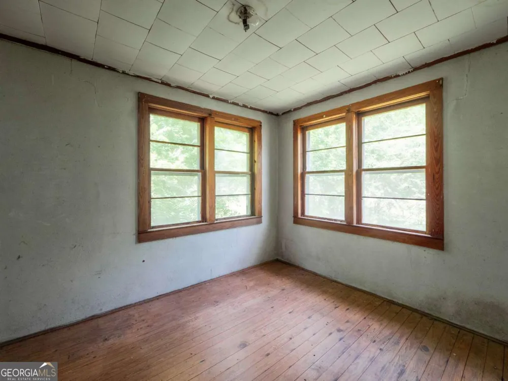 285 Carter ST Cornelia, GA 30531