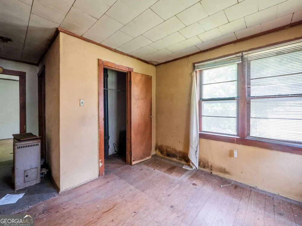 285 Carter ST Cornelia, GA 30531
