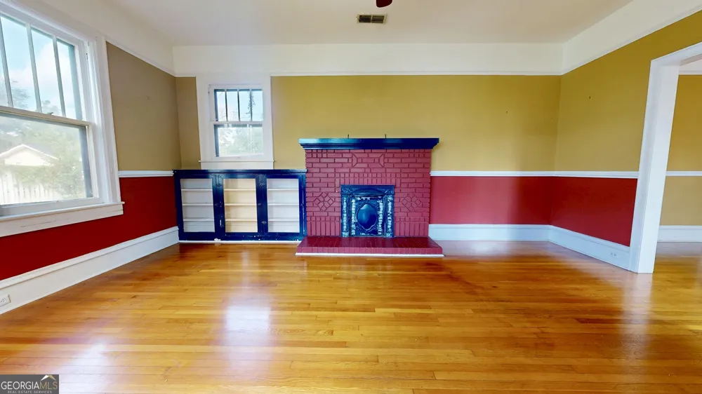 609 Holly ST Waycross, GA 31501