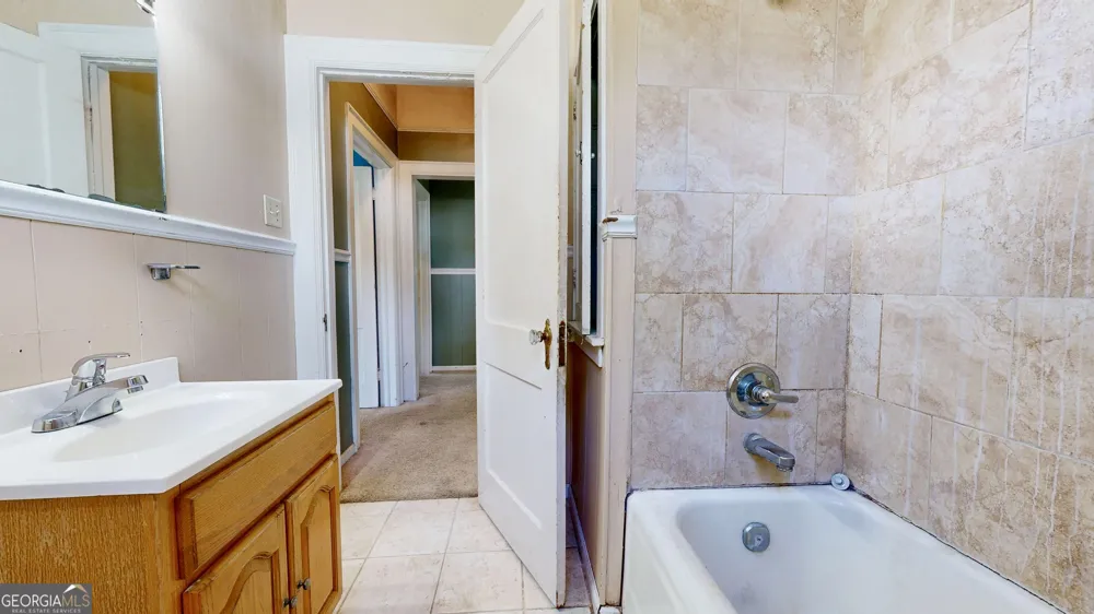 609 Holly ST Waycross, GA 31501