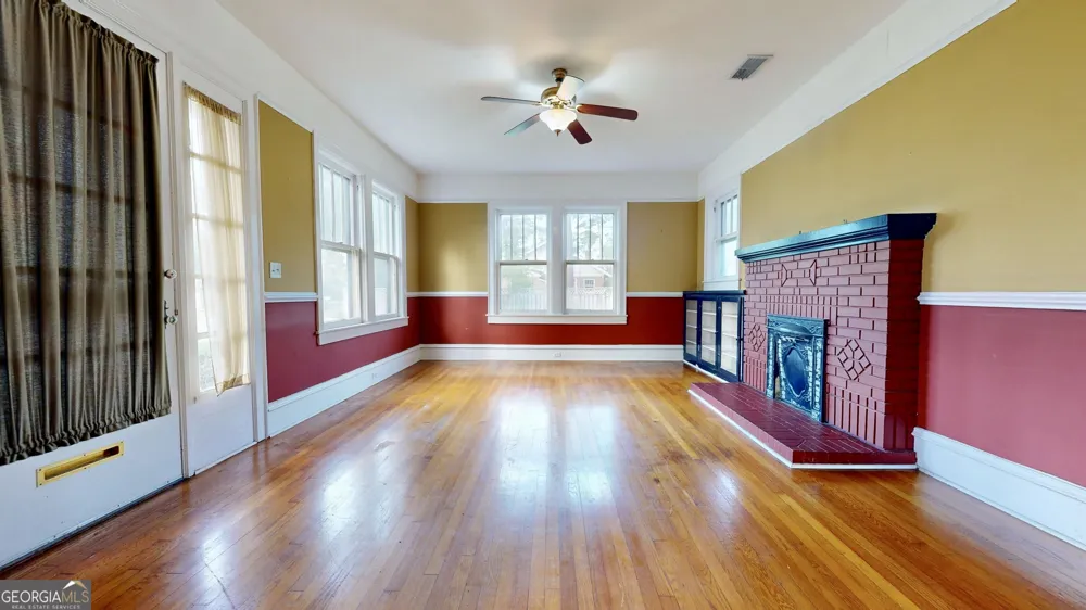 609 Holly ST Waycross, GA 31501