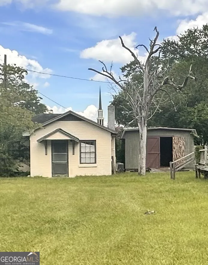 609 Holly ST Waycross, GA 31501