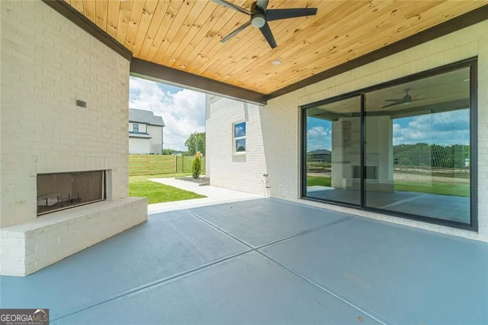3579 New Hope RD Dacula, GA 30019