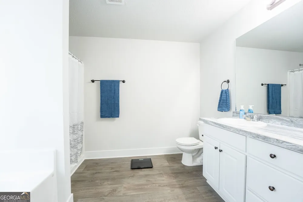 648 Walnut DR Hartwell, GA 30643