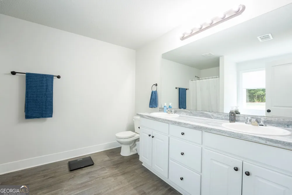 648 Walnut DR Hartwell, GA 30643