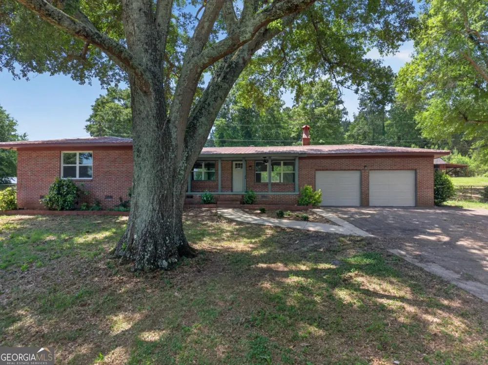 201 Cove Access RD Talladega, AL 35160