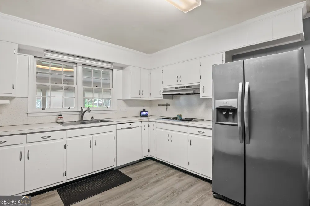 147 W Magnolia ST Jesup, GA 31545