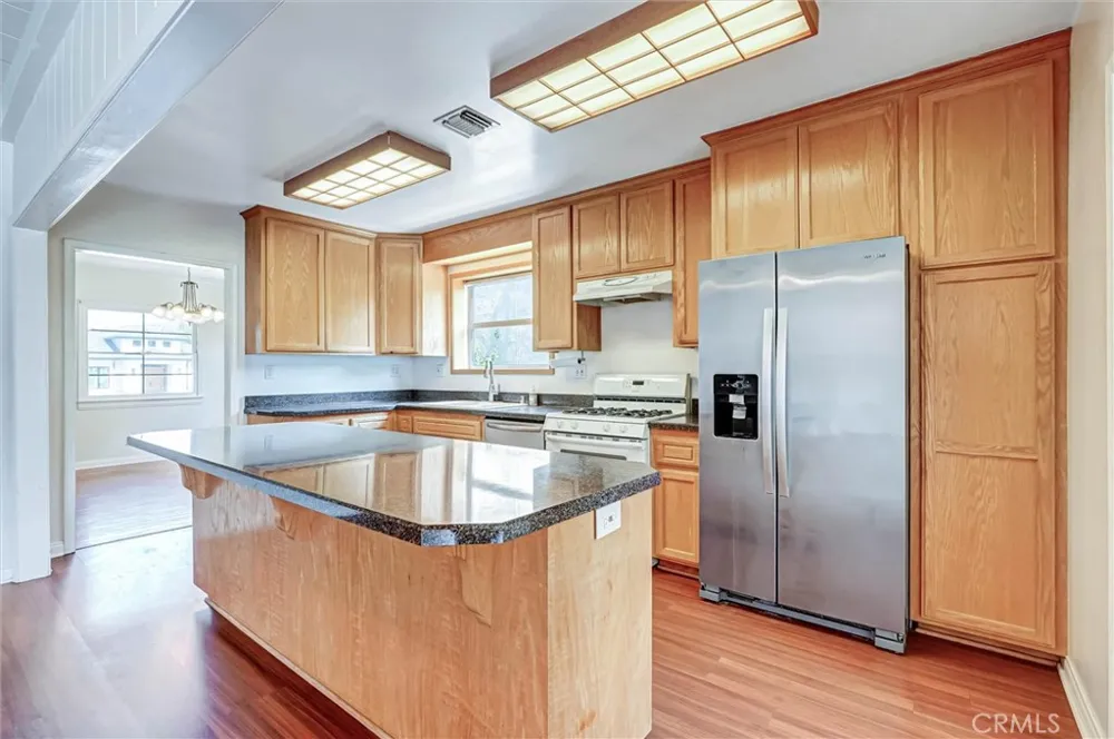 530 Andover Burbank, CA 91504