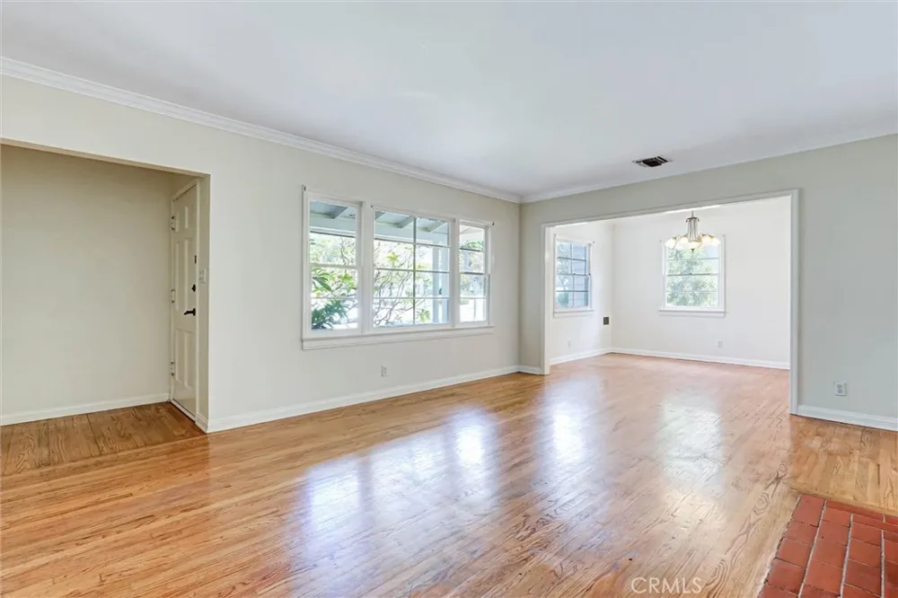 530 Andover Burbank, CA 91504