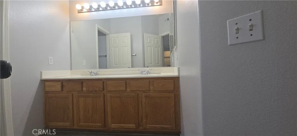 26543 Cornell Loma Linda, CA 92354