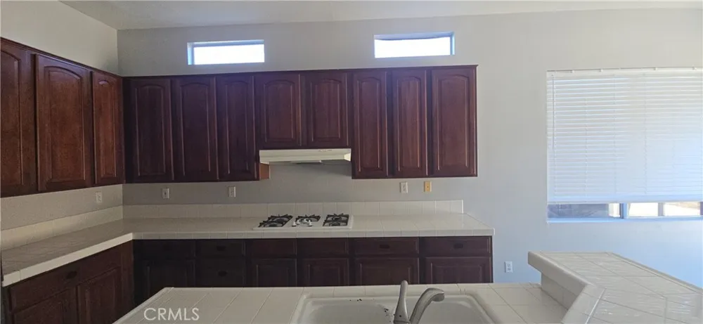 26543 Cornell Loma Linda, CA 92354