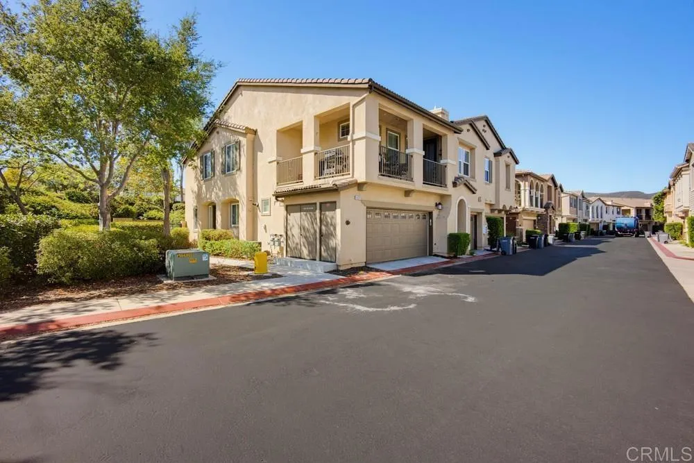 42910 Avenida Amistad Temecula, CA 92592