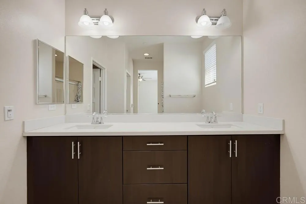 42910 Avenida Amistad Temecula, CA 92592