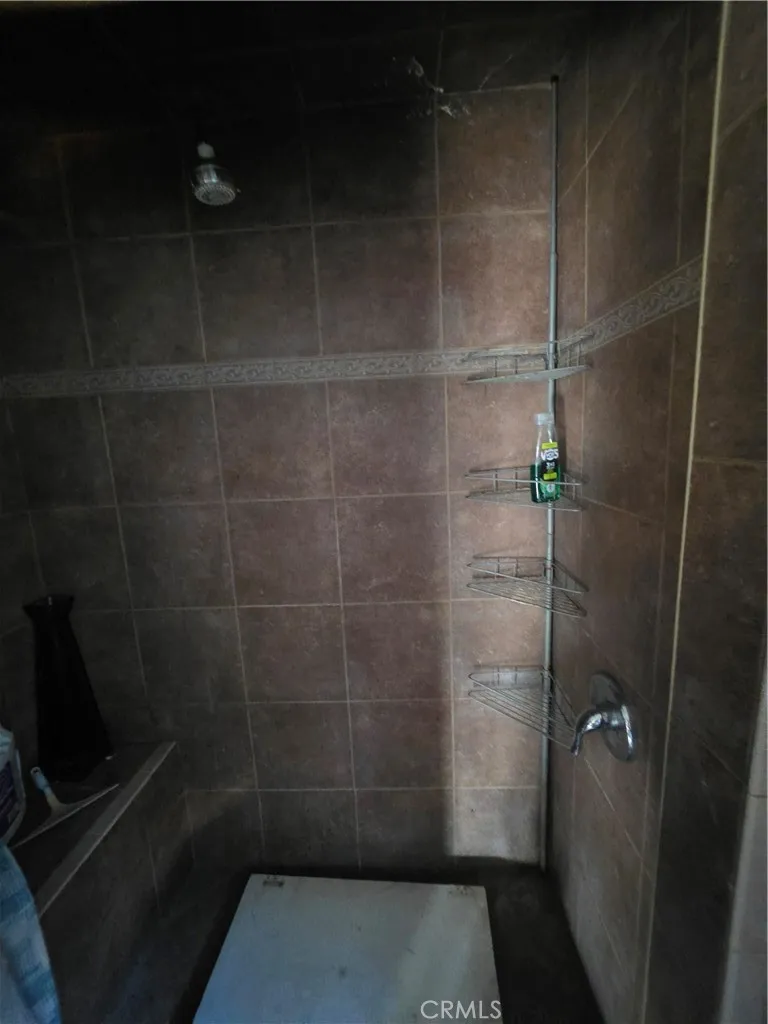 5925 Whitnall Highway Los Angeles, CA 91601