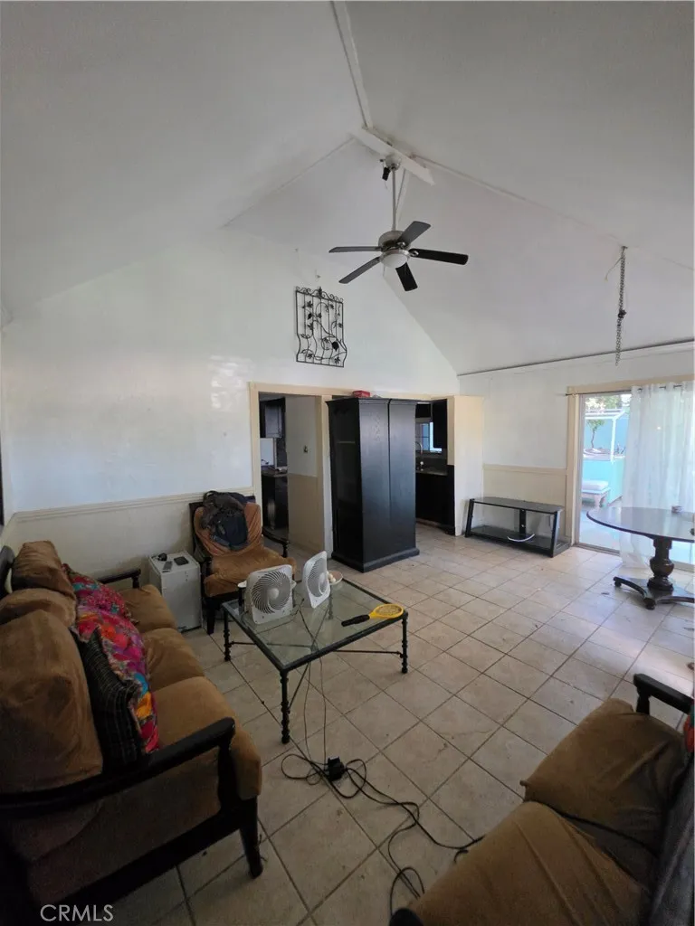 5925 Whitnall Highway Los Angeles, CA 91601