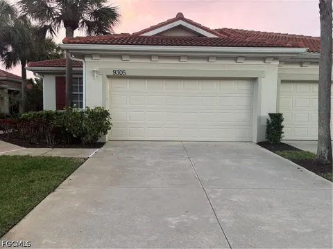 Aviano Drive