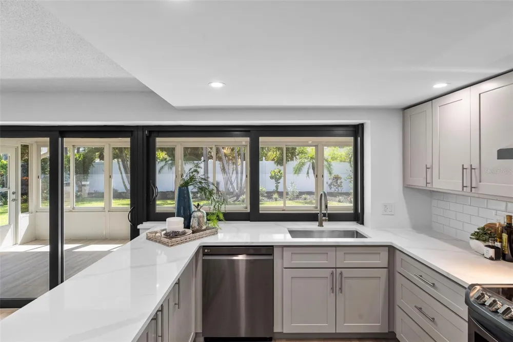 251 JULIA CIRCLE St Pete Beach, FL 33706
