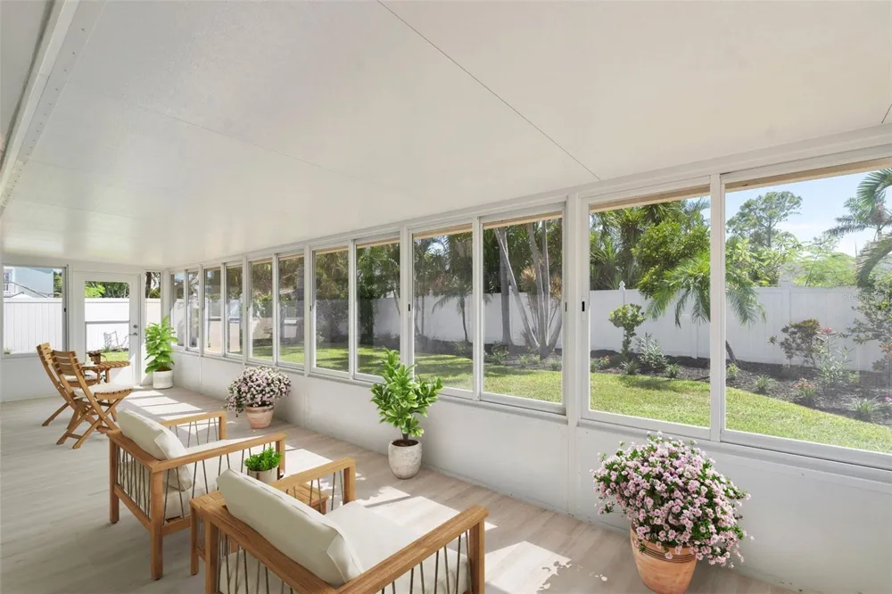 251 JULIA CIRCLE St Pete Beach, FL 33706