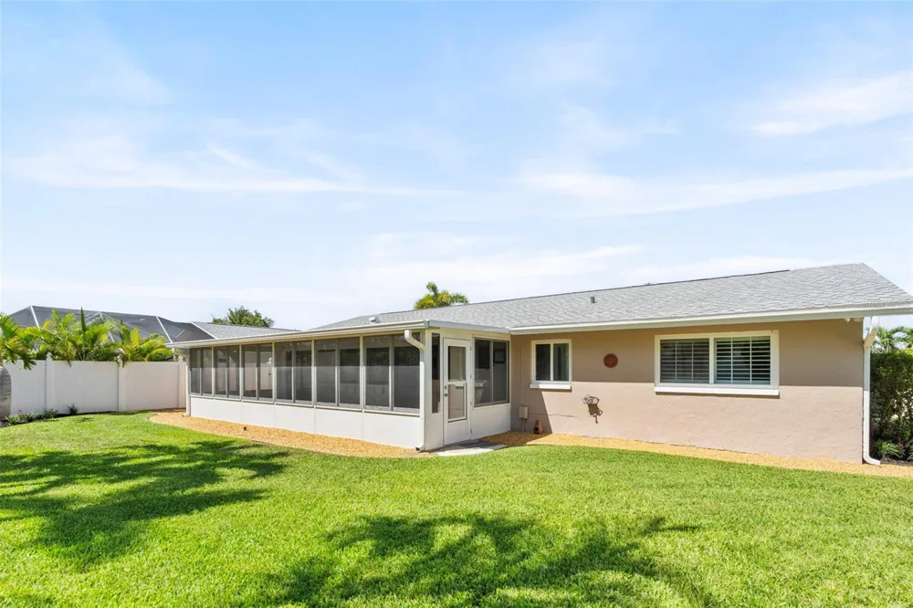 251 JULIA CIRCLE St Pete Beach, FL 33706