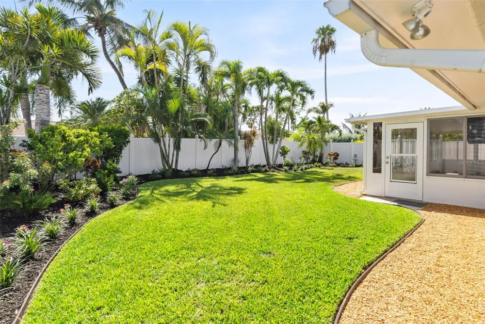 251 JULIA CIRCLE St Pete Beach, FL 33706
