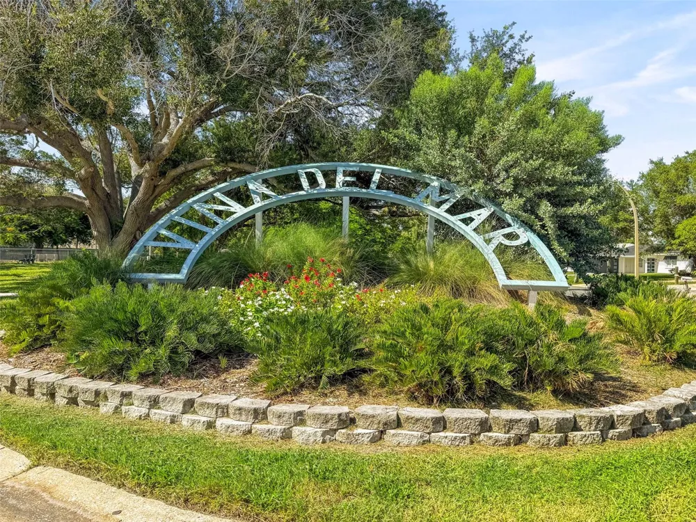 251 JULIA CIRCLE St Pete Beach, FL 33706
