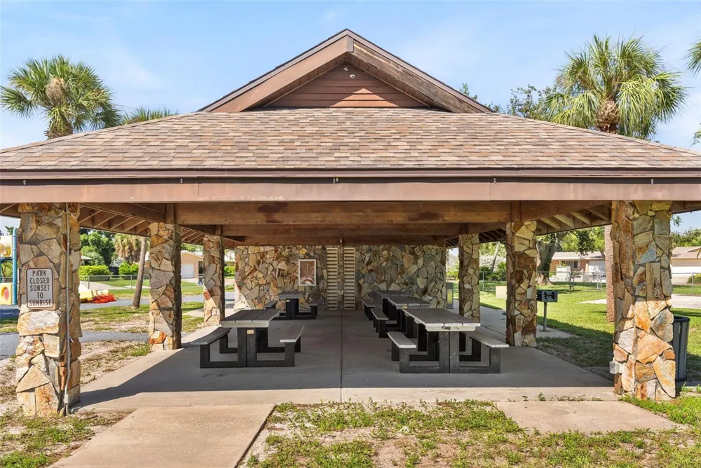 251 JULIA CIRCLE St Pete Beach, FL 33706