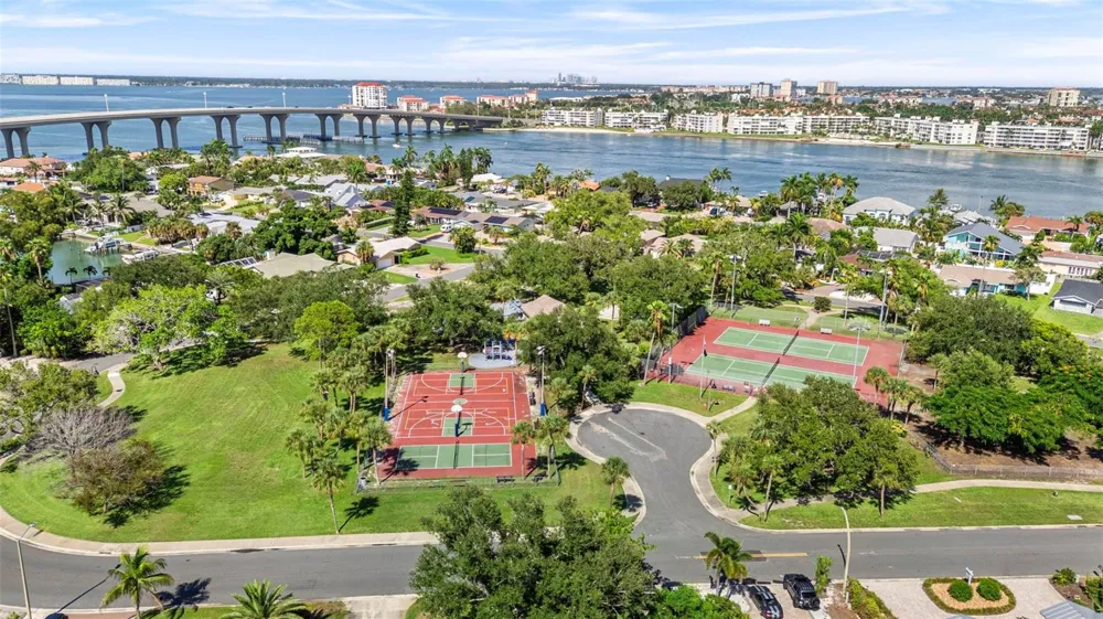 251 JULIA CIRCLE St Pete Beach, FL 33706