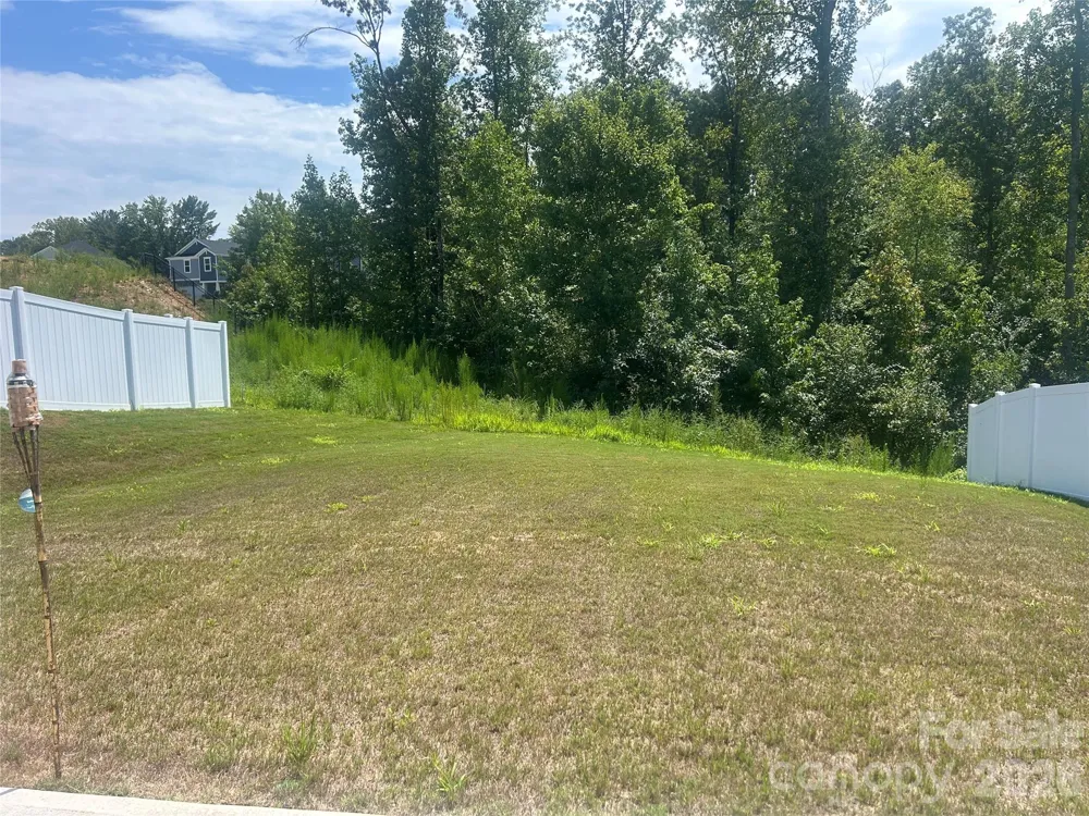5021 Poplin Valley Cherryville, NC 28021