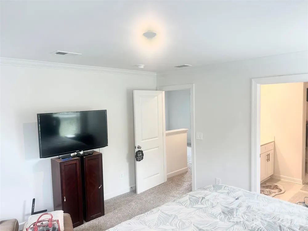 5021 Poplin Valley Cherryville, NC 28021