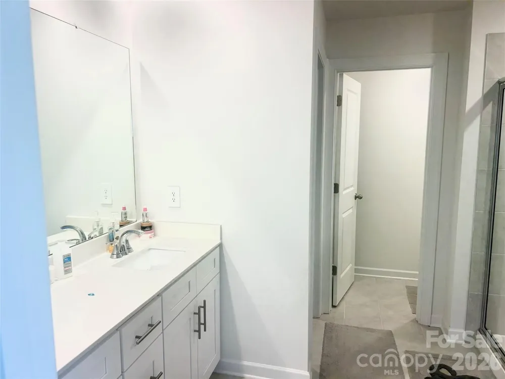 5021 Poplin Valley Cherryville, NC 28021