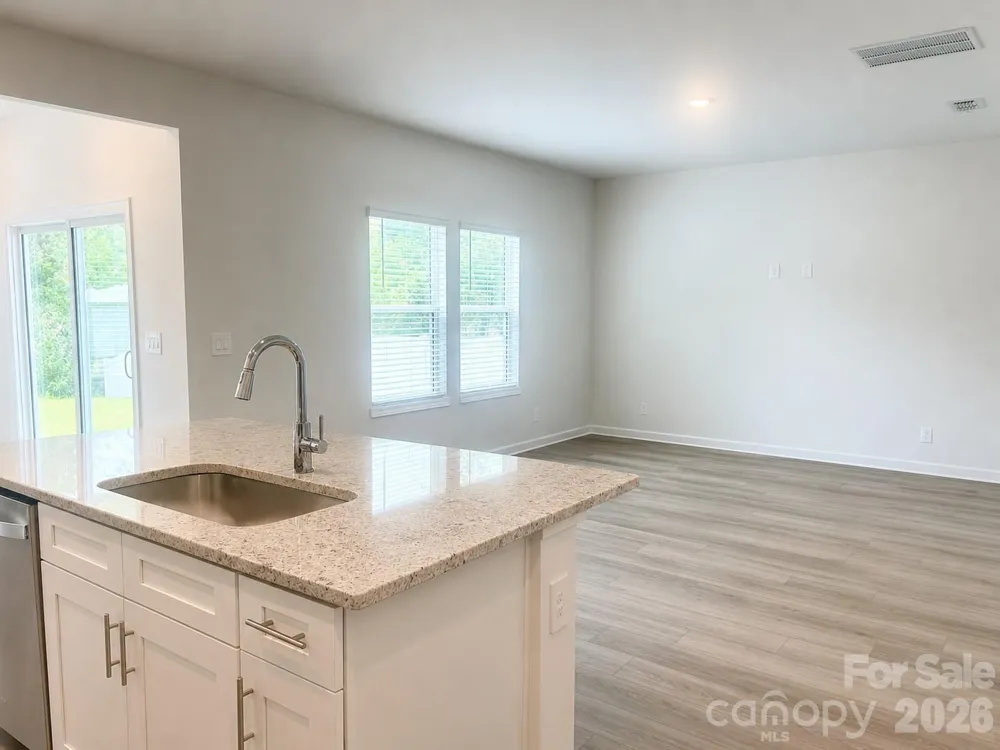5021 Poplin Valley Cherryville, NC 28021