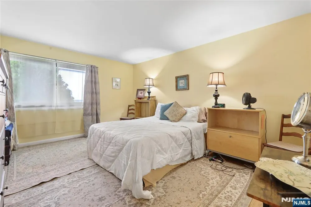 1447 John Street Fort Lee, NJ 07024
