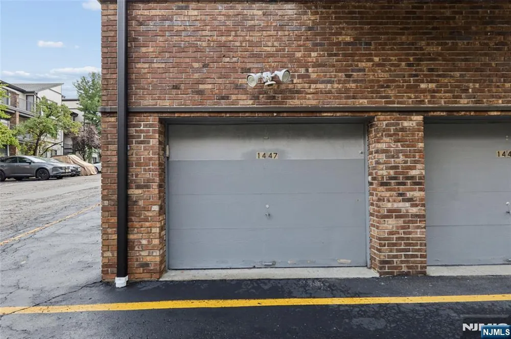 1447 John Street Fort Lee, NJ 07024