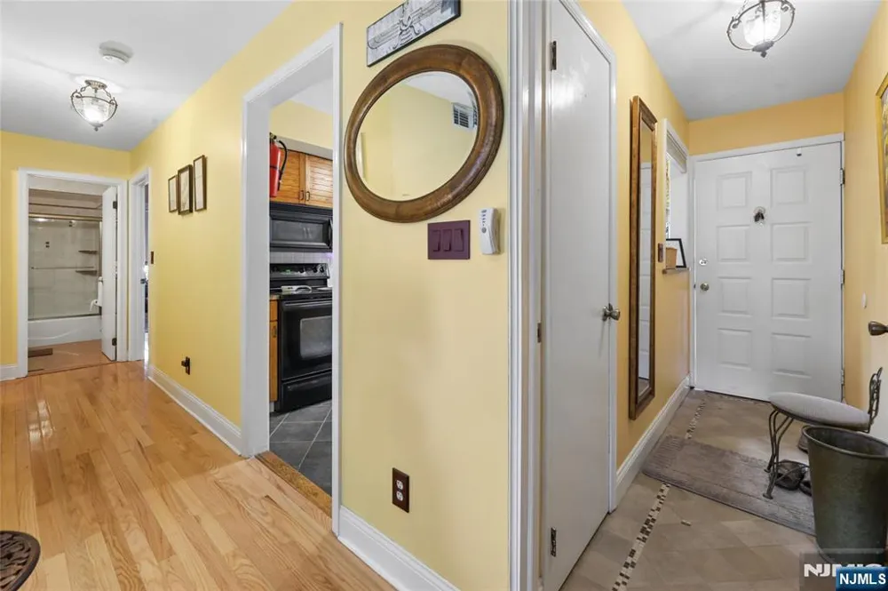1447 John Street Fort Lee, NJ 07024
