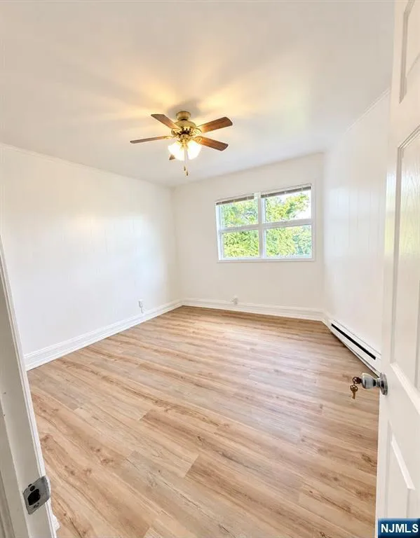 22 Sunset Terrace 2B Mount Arlington, NJ 07856